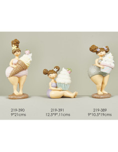 FIGURA LADY CON HELADO